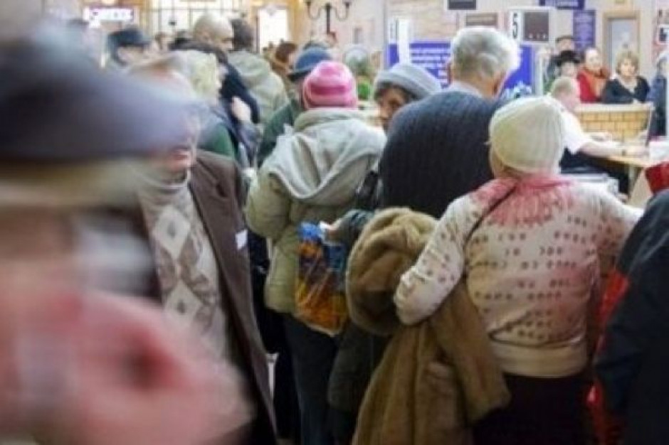 Częstochowa: tłumy w poczekalni szpitala - ruszyły zapisy