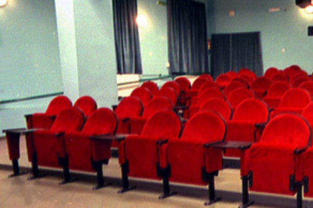 Kraków: film w kinie niespodzianką dla niepełnosprawnego Pawła