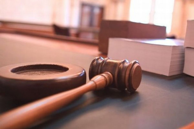 Świętokrzyskie: prokuratura skarży ginekologa m.in. o łapownictwo i aborcję