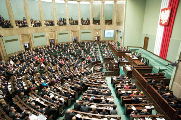 Sejm: rząd przedstawi informację o sytuacji w służbie zdrowia