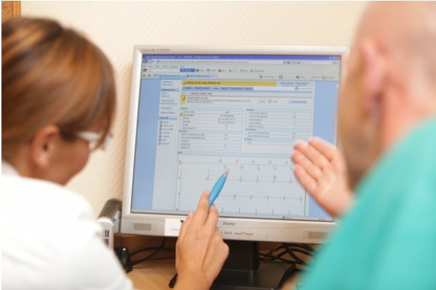 Inhibitory pompy protonowej nie zwiększają śmiertelności u chorych z niewydolnością krążenia