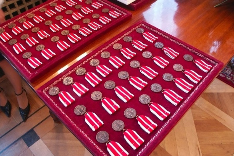 Warszawa: uroczyście świętowali 100-lecie szpitala
