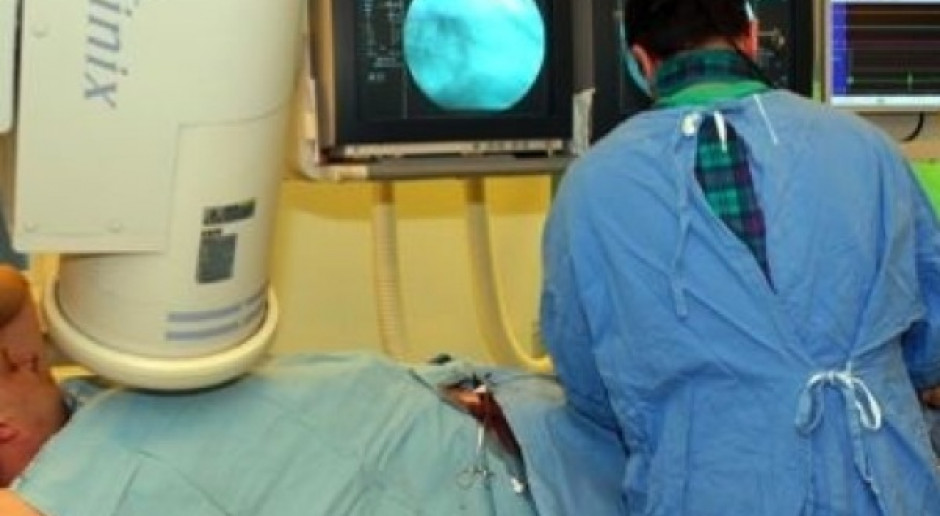 Cięcia w kardiologii: używanie stentów metalowych byłoby cofnięciem się do lat 90-tych