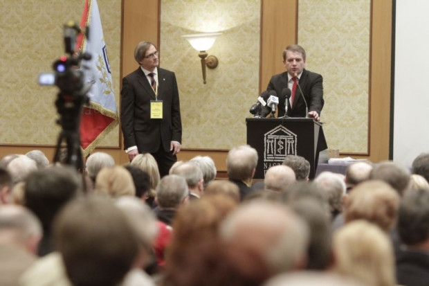XI Krajowy Zjazd Lekarzy: nowelizacja ustawy refundacyjnej do TK