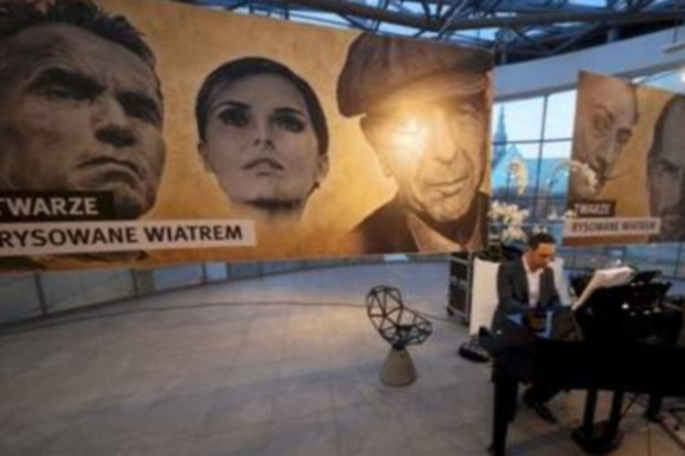 Mielec: artysta-lekarz prezentuje swoje prace w galerii sztuki