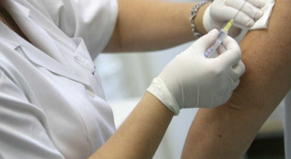Specjaliści: niewielu Polaków szczepi się przeciwko grypie