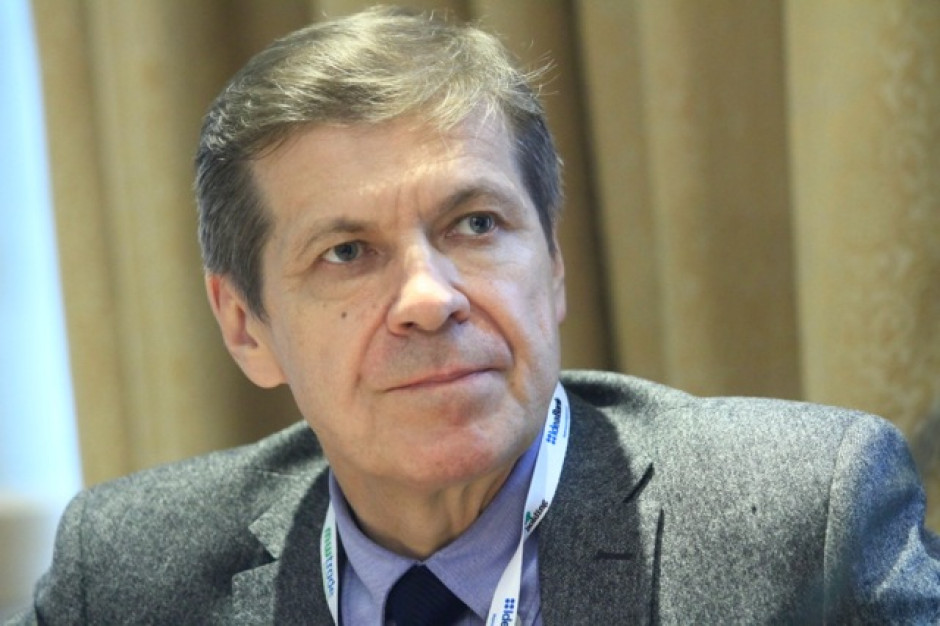 Prof. Grzegorz Opolski; FOT. PTWP W Polsce lekarz wypisując lek pacjentowi po zawale poświęca mu "aż" 30 sekund...