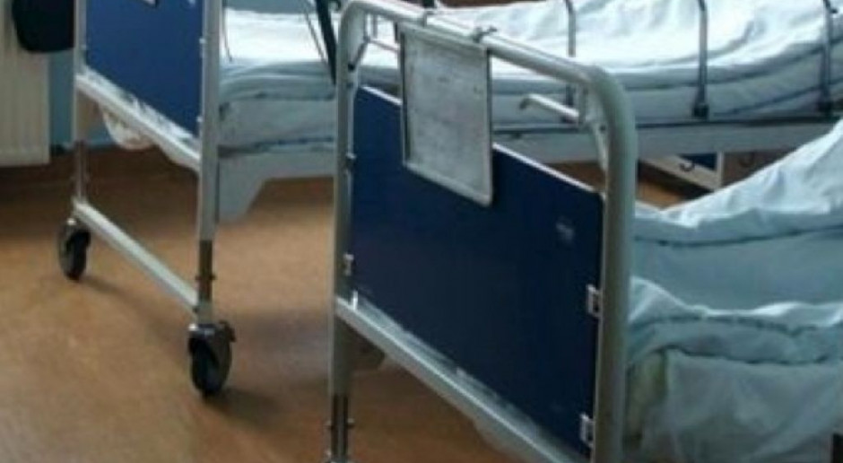 Warszawa: Szpital Wolski sezonowo zamieni łóżka psychiatryczne na internistyczne