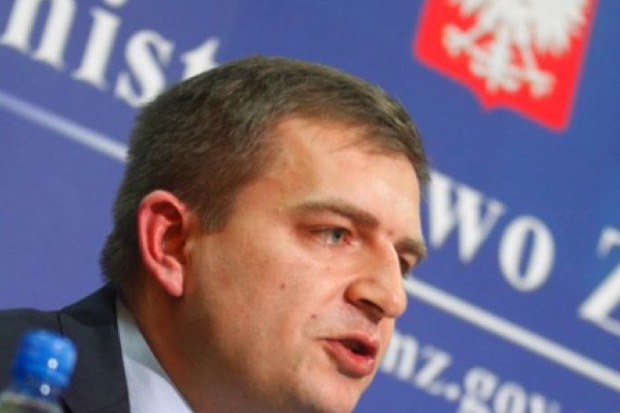 Politycy pokłócili się o leczenie dzieci. Padły mocne słowa