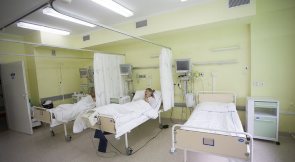 Pomorskie: ograniczanie odwiedzin w szpitalach
