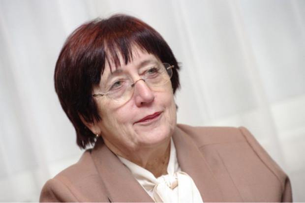 Prof. Lidia Brydak: tegoroczna szczepionka przeciwko grypie to strzał w dziesiątkę