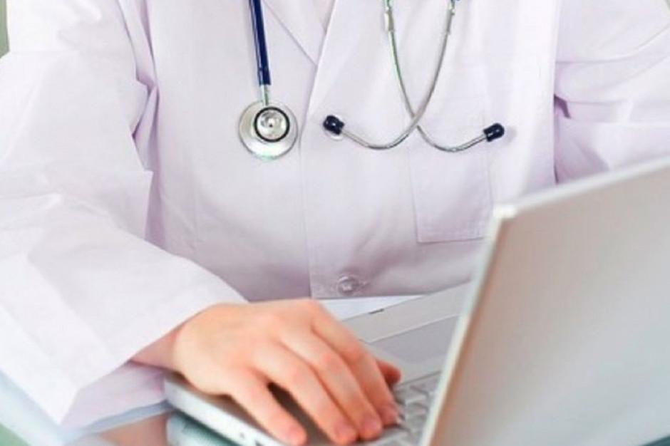 NFZ: 99,3 proc. świadczeniodawców korzysta z systemu eWUŚ