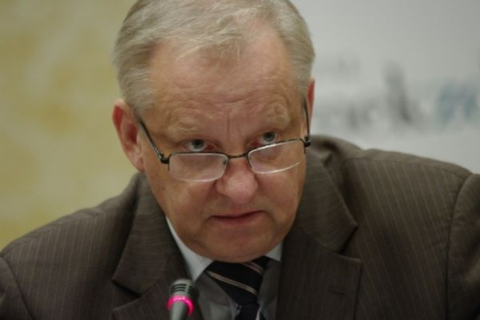Były wiceminister zdrowia Bolesław Piecha: - dobrą decyzją okazało się to, że 50 proc. szczepionek przeznaczyliśmy na doszczepienia.Fot. PTWP Piecha: dobrą decyzją okazało się to, że 50 proc. szczepionek przeznaczyliśmy na doszczepienia