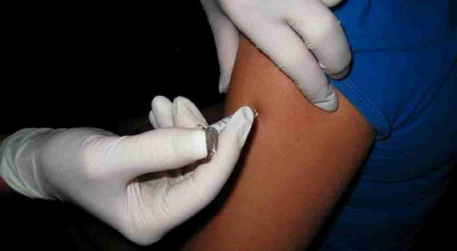 Śląskie: szczepienia nastolatek przeciw wirusowi HPV
