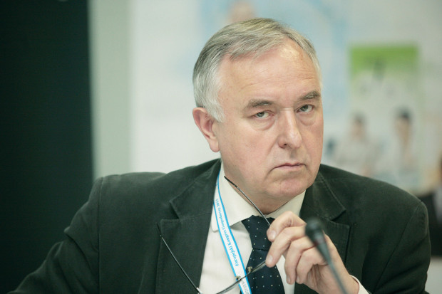 Rozwój wymaga stabilności finansowej
