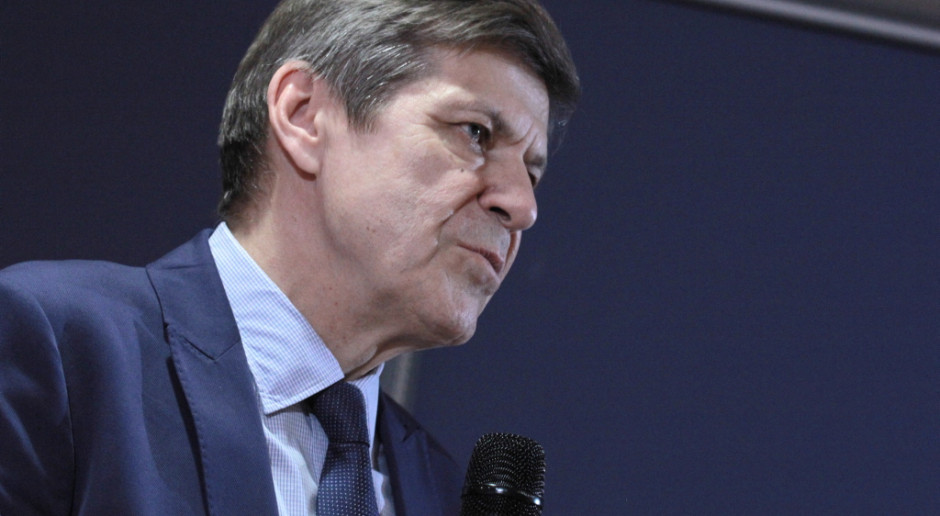 Polska elektrokardiologia: postęp, wyzwania i problemy do rozwiązania