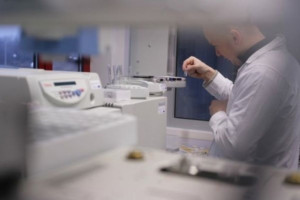 Polscy naukowcy uczą się zarządzania nowoczesnymi laboratoriami