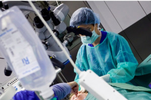 Wrocław: lekarze uratowali uszkodzony w wypadku nerw wzrokowy