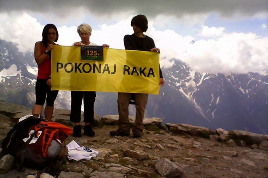 Pokonali raka, teraz wejdą na Elbrus