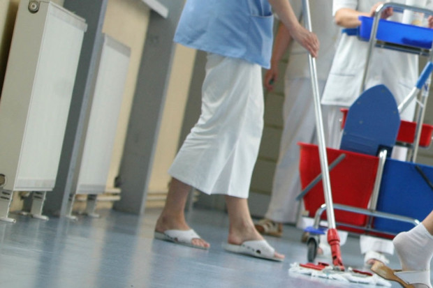 Tarnowskie Góry: znajdą sposób na zatrudnienie salowych w szpitalu?