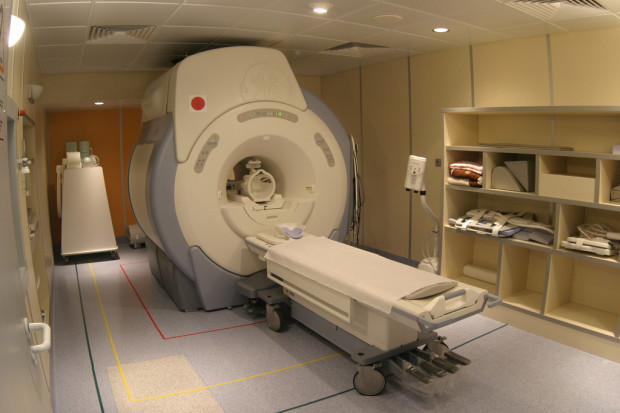 Dolny Śląsk: pacjenci z nowotworami głowy i szyi są zbyt późno diagnozowani