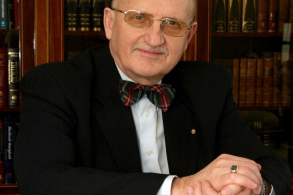 Prof. Marek Krawczyk. Fot. archiwum Prof. Marek Krawczyk odebrał papieski order Pro Ecclesia et Pontifice