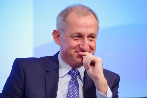 IX Forum Rynku Zdrowia: Sławomir Neumann o dyrektywie transgranicznej w Sejmie