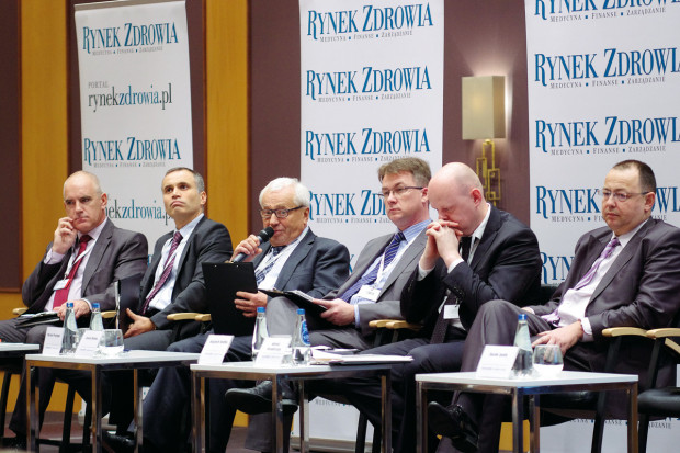 Sprzętu przybywa, kolejki coraz dłuższe