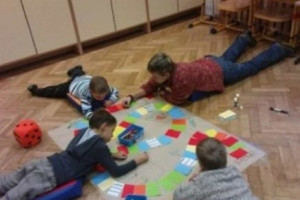 Białystok: wirus przyczyną zbiorowego zachorowania w przedszkolu?