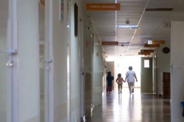Łódź: fundacja podarowała dziecięcemu oddziałowi psychiatrycznemu monitoring