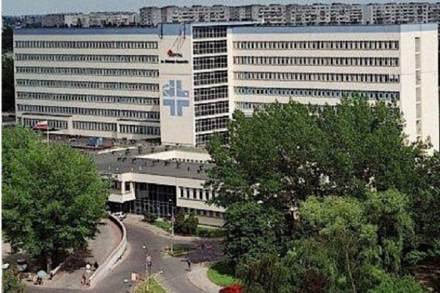 Dyrektorzy niektórych łódzkich szpitali zdecydowali o ograniczeniu odwiedzin u chorych. Fot. Archiwum Łódź: w kilku szpitalach dyrektorzy zdecydowali o ograniczeniu odwiedzin