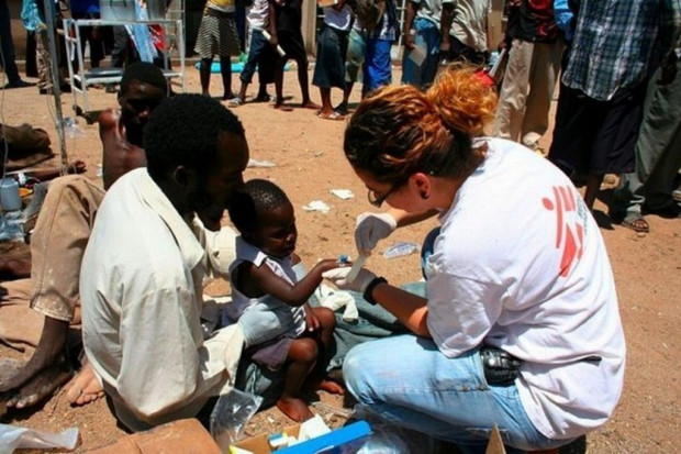 Pracownik WHO zakażony wirusem Ebola