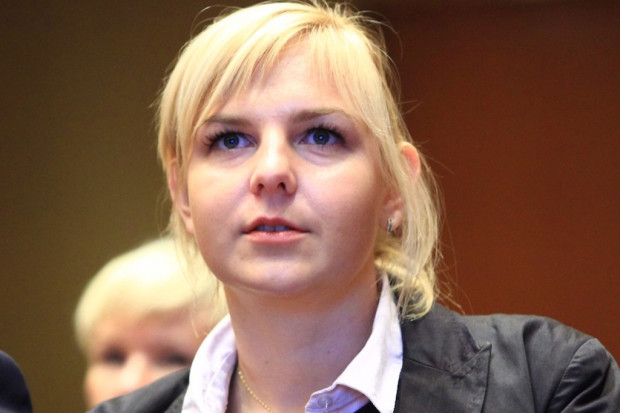 Pielęgniarka wypisując receptę bierze za nią odpowiedzialność