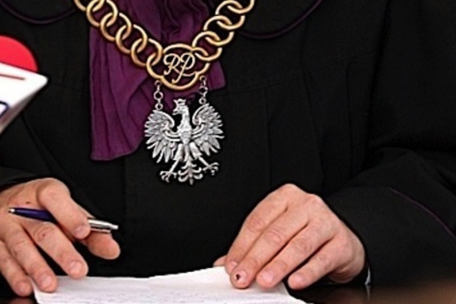 Ratownicy i zarządca kąpieliska oskarżeni po utonięciu 19-latka