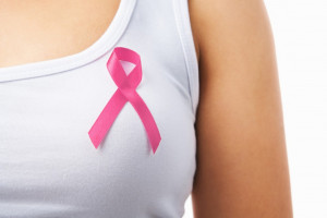 Eksperci: mężczyźni powinni przypominać kobietom o profilaktyce raka piersi
