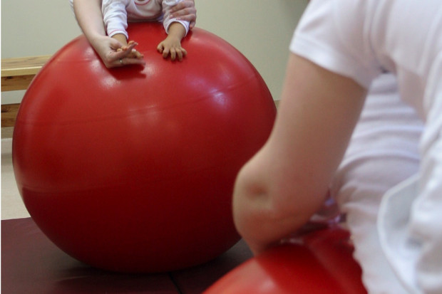 Związkowcy chcą zmiany systemu wynagrodzeń pracowników medycznych