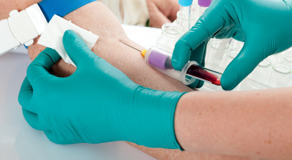 KRDL: diagności laboratoryjni nie powinni pobierać krwi na oddziałach szpitalnych