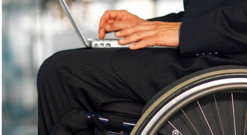 Resort innowacji i rozwoju: 10 mln zł na pomysły ułatwiające życie niepełnosprawnym