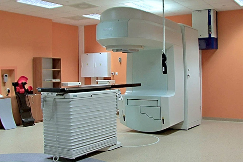FOT. Wikimedia Commons (zdjęcie ilustracyjne) Dolnośląskie Centrum Onkologii ma nową pracownię radioterapeutyczną