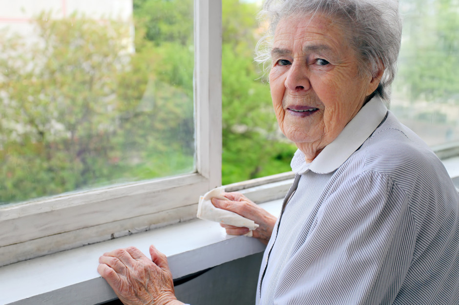 Przez lata NFZ pokrywał zaledwie połowę kosztów, ponoszonych przez hospicja na opiekę nad chorymi. Fot. Shutterstock Przedwiośnie w opiece paliatywnej: w życie wchodzi nowa wycena