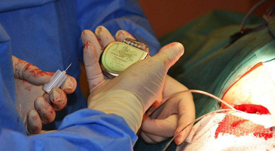 Stalowa Wola: wszczepili kardiowerter odporny na zakłócające działanie rezonansu