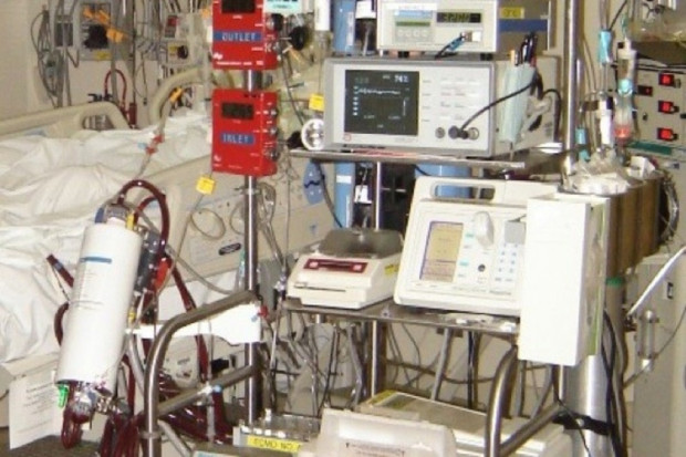 Płucoserce jest używane m.in. w przypadku hipotermii Małopolskie: Krakowski Szpital Specjalistyczny dostał przenośny system ECMO