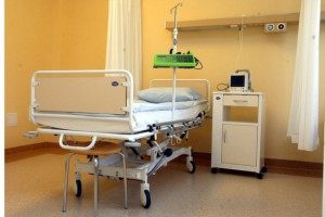 Puławy: pacjent okradł pielęgniarkę i uciekł ze szpitala