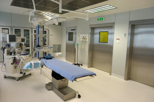 W Tarnowie przeprowadzą pionierską operację wszczepienia przeciwbólowego stymulatora. Fot. Szpital św. Łukasza w Tarnowie Tarnów: pionierska operacja wszczepienia przeciwbólowego stymulatora