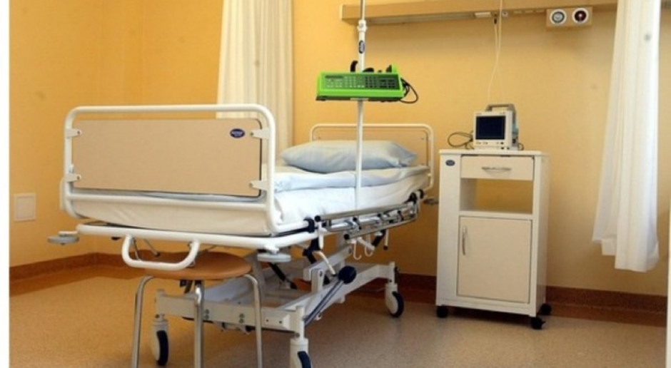 Łódzkie: łóżka covidowe tylko "na papierze"? Lekarze alarmują
