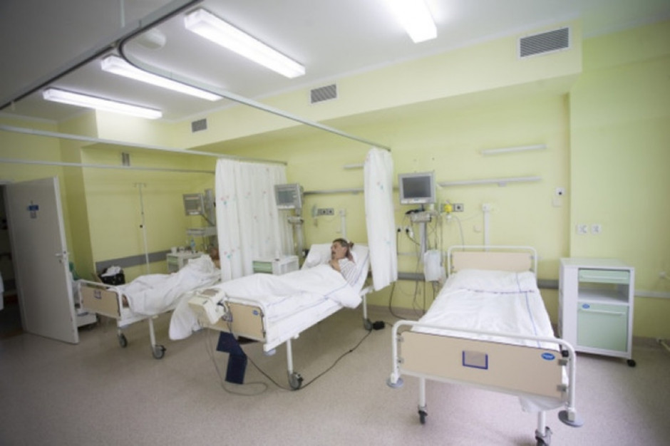 Bydgoszcz: uczniowie na jednodniowych praktykach w szpitalu