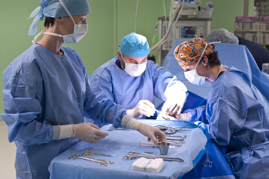 Wrocław: w Uniwersyteckim Szpitalu Klinicznym będą operacje przeszczepu ręki