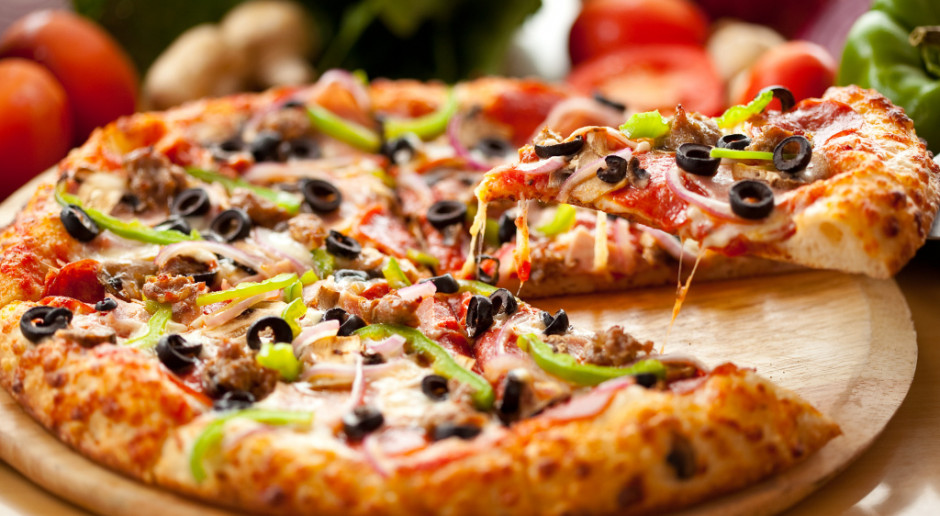 Badania: pizza i czekolada mogą uzależniać jak alkohol