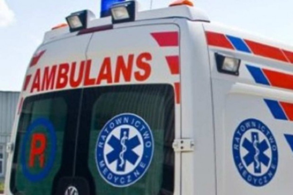 Łódź: pijani mężczyźni zaatakowali załogę karetki