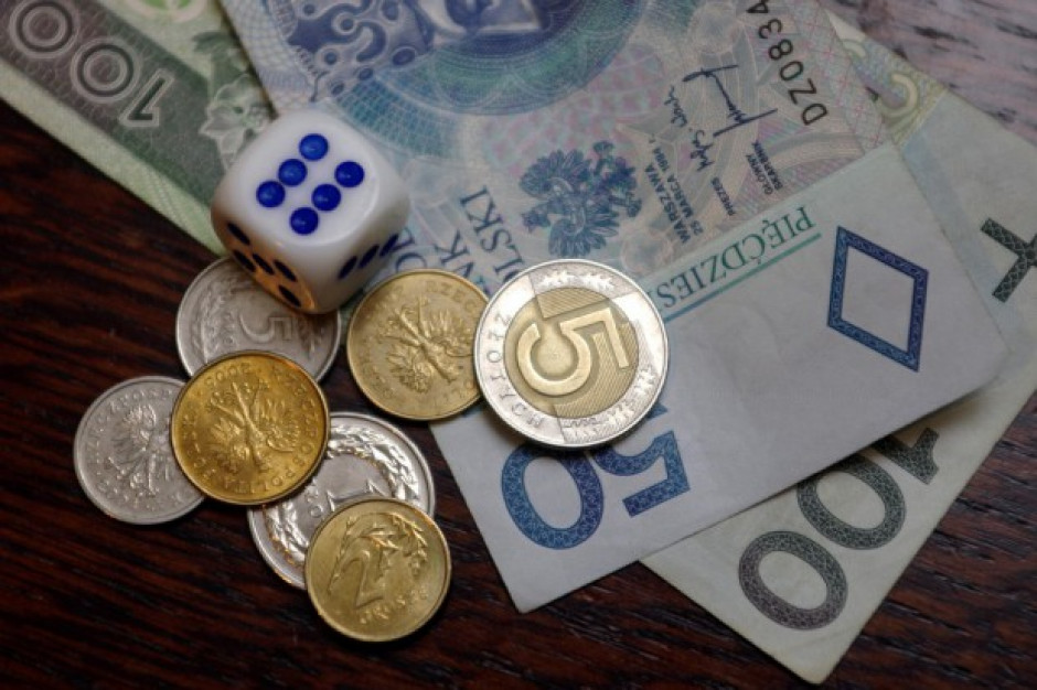 Zaciągnięto trzy pożyczki w parabankach, Fot. PTWP Sławno: szpital pożyczył w parabankach, żeby spłacić długi